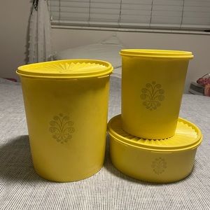 Vintage Tupperware Yellow Set (3)